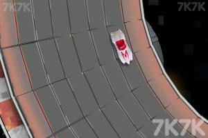 《空中高速赛车》游戏画面2