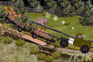 《运输木材大卡车》游戏画面1