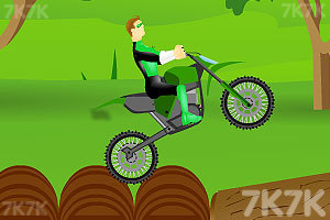 《绿灯侠骑自行车》游戏画面2