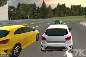 《野外飙车竞赛》游戏画面2
