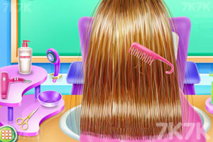 《女孩编织发型》游戏画面3
