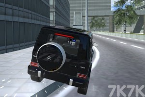 《城市自由驾驶》游戏画面2