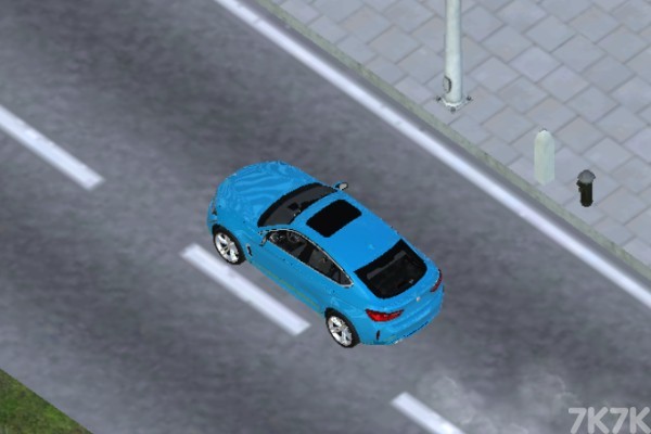 《城市自由驾驶》游戏画面4
