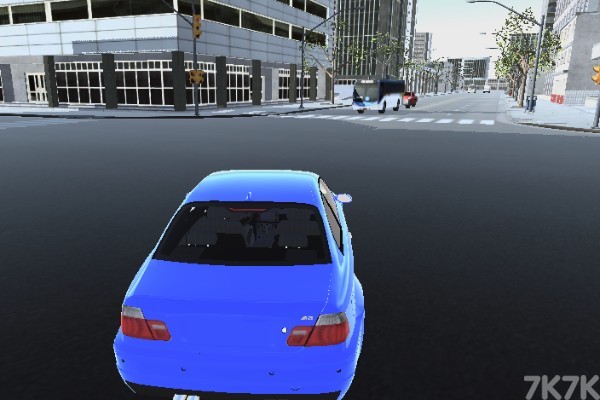 《城市自由行驶》游戏画面2